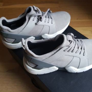 Aldo kozne tenisice br 40