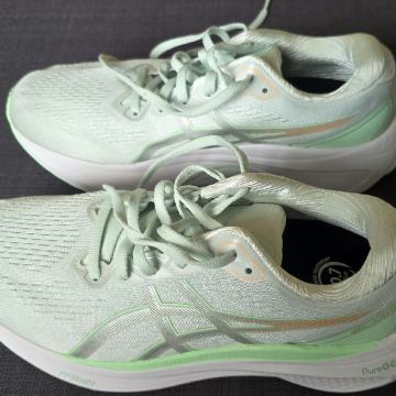 Asics GEL-KAYANO 30 tenisice za trčanje EURO 42 26.5cm