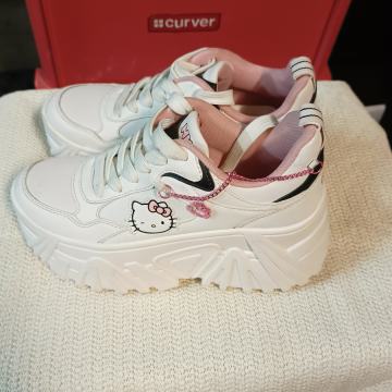 Bershka "Hello Kitty" tenisice - br. 36