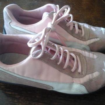 BKT br.37 tenisice udobne kvalitetne i lijepe