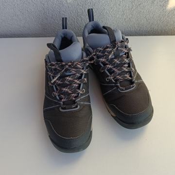 Cipele za planinarenje NH100 vodootporne