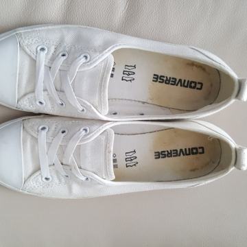 Conerverse tenisice br 39