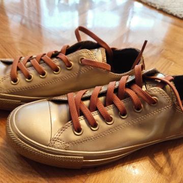 Converse 40, zlatne