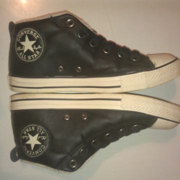 Converse All Star, poluvisoke tople kožne tenisice prodajem