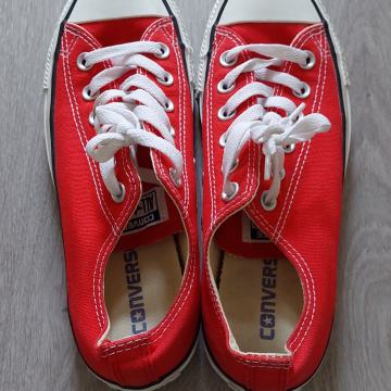 Converse Chuch Taylor crvene