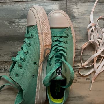 Converse Chuck Taylor All Star II Low Top