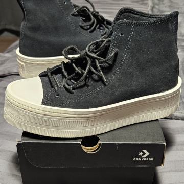 Converse Chuck Taylor All Star Modern Lift Platform Mono Suede Black