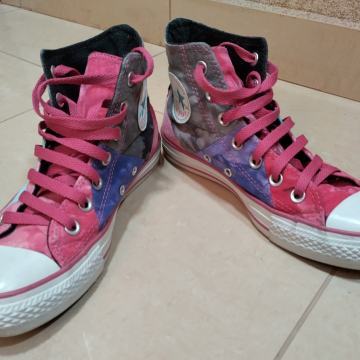 Converse šarene patike vel. 37