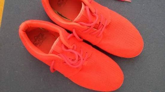 Crvene tenisice br 39