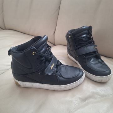 DIESEL kozne tenisice br 38