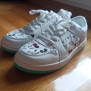 DISNEY Mickey Mouse tenisice vel. 39
