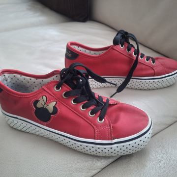 Disney tenisice br 38