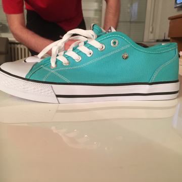 Dunlop patike / tenisice - UK 7 - nove