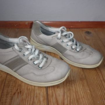 ECCO - ŽENSKE LAGANE KOŽNE CIPELE / TENISICE 37