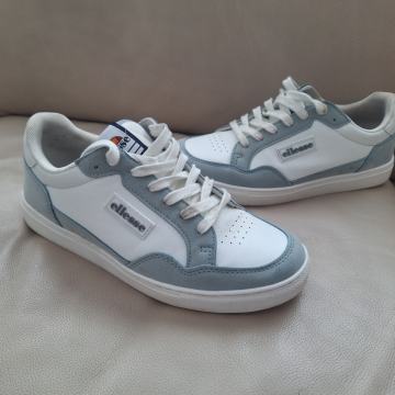 ellesse kozne tenisice br 39