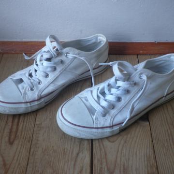 FILA - ŽENSKE LAGANE TRAPER TENISICE 40