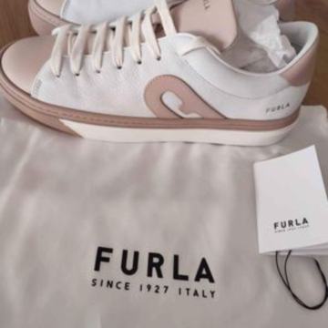 Furla