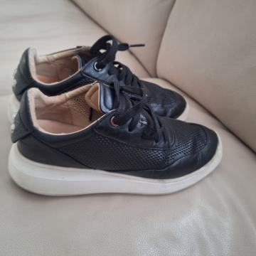 GEOX kozne tenisice br 37