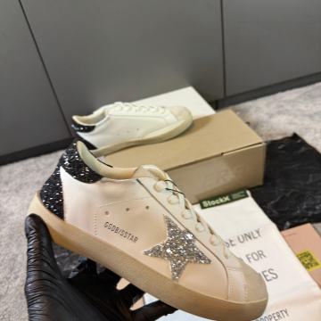 Golden Goose Super Star