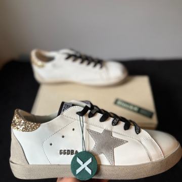 Golden Goose Super Star
