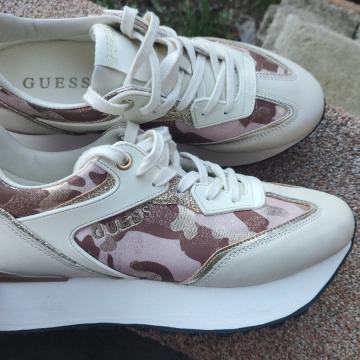 Guess Luchia tenisice 39/40 ORIGINAL
