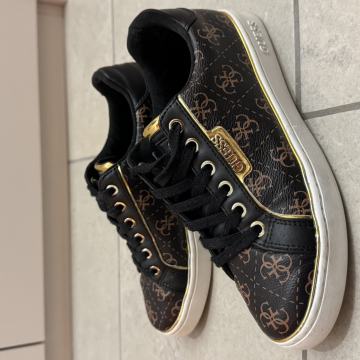 GUESS (original) ženske tenisice, broj 36