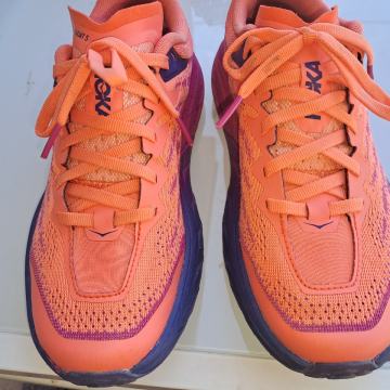 Hoka 37 1/3