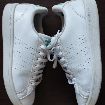 JAKO POVOLJNO prodajem tenisice Adidas 100% koža m/ž