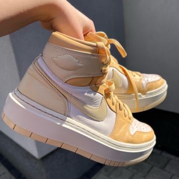 Jordan AJ1 Elevate platform