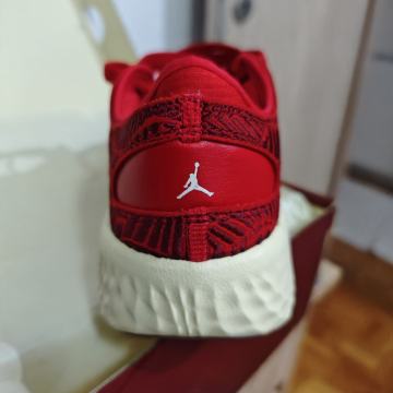 NOVE Ženske tenisice Jordan Delta 3 broj 41