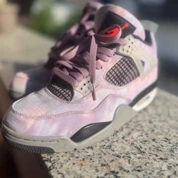 AIR Jordan Retro 4