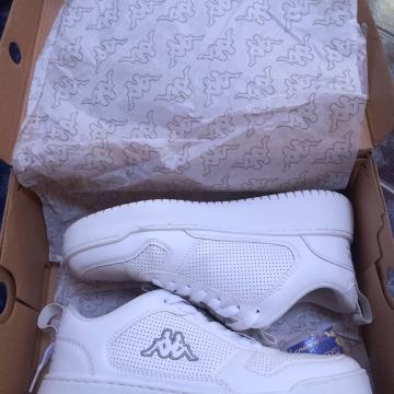 KAPPA TENISICE BR. 38