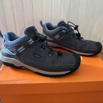 KEEN DRY Cipele za Planinarenje Trekking vel.37