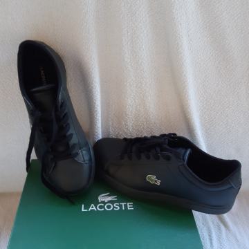 Lacoste crne