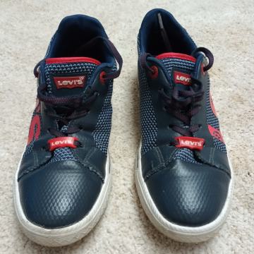 LEVIS original tenisice 37