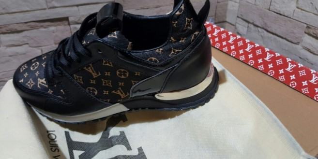 Louis Vuitton Patike/Tene