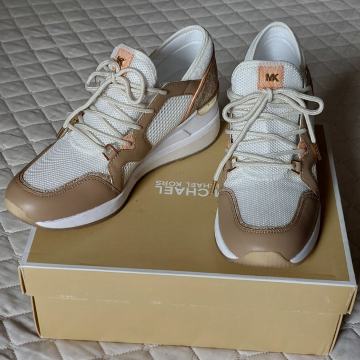 Michael Kors tenisice broj 38