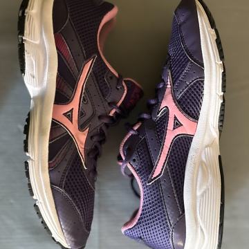 Mizuno - 38,5