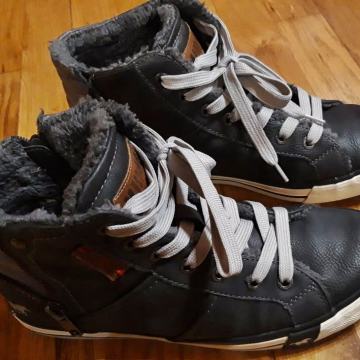 MUSTANG gležnjače, br 38