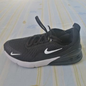 Nike Air 270 br. 38