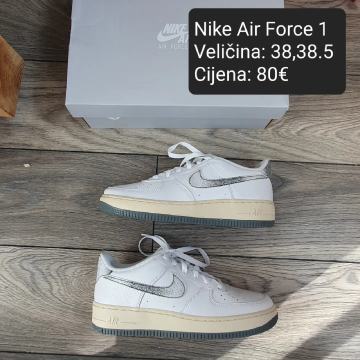 Nike Air Force 1