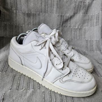 Nike Air Jordan 1 low bijele