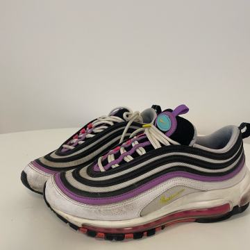 Nike Air Max 97 model