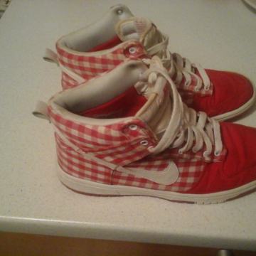 Nike br.38/25cm  kvalitetne udobne duboke tenisice