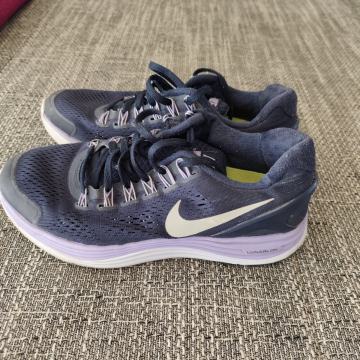 Nike br.38,5. 5€
