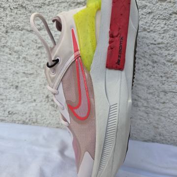 Nike Fontanka Edge Stone ženske lake fitness  tenisice EUR 37