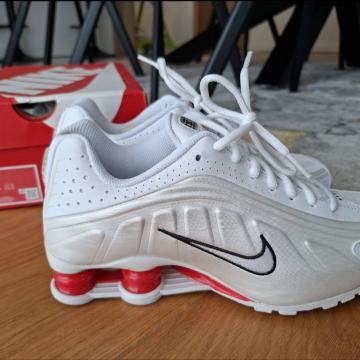 NOVE Nike Shox R4 tenisice