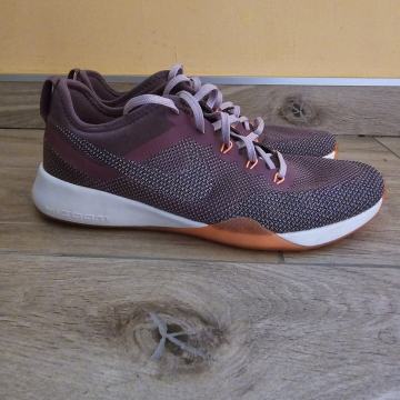 Nike tenisice Air Zoom Tr Dynamic vel 40