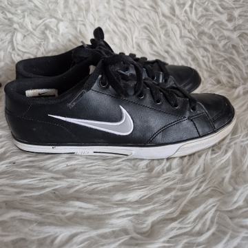 Nike tenisice br.38