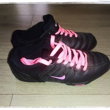 Nike tenisice broj 38